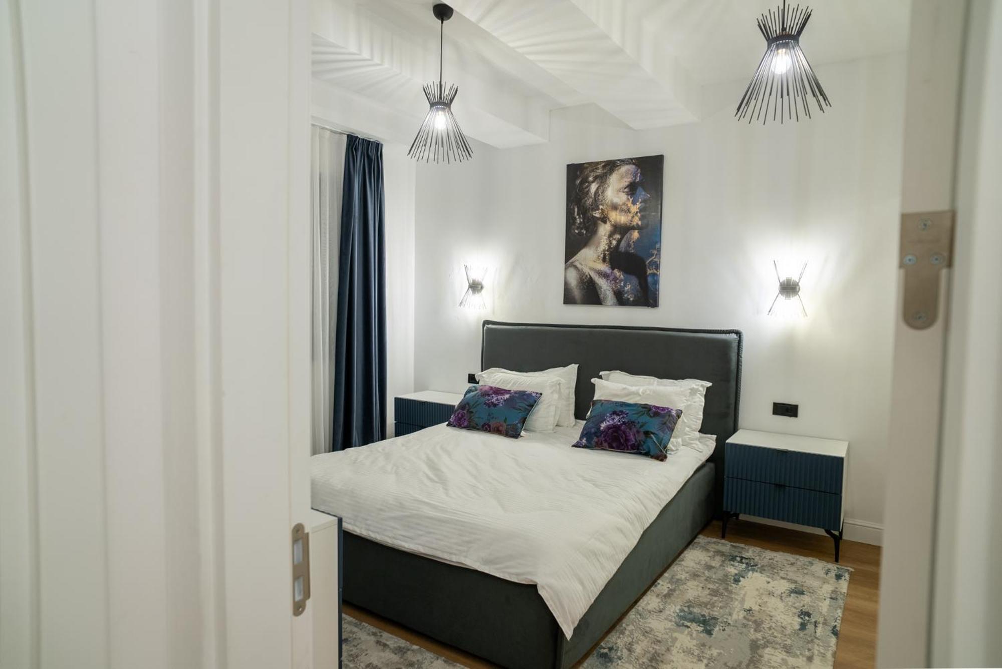Ultra Apartment *