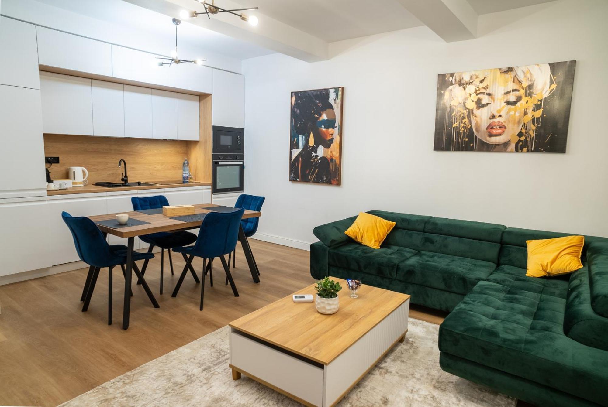 Ultra Apartment